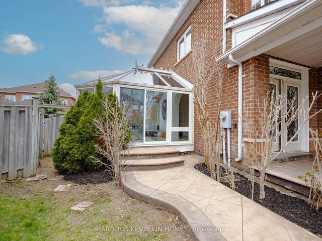 36 Walnut Grove Cres, House detached with 4 bedrooms, 5 bathrooms and 6 parking in Richmond Hill ON | Image 32