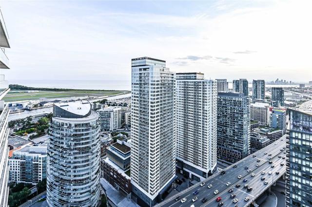 4512 - 75 Queens Wharf Rd, Condo with 1 bedrooms, 1 bathrooms and 1 parking in Toronto ON | Image 13