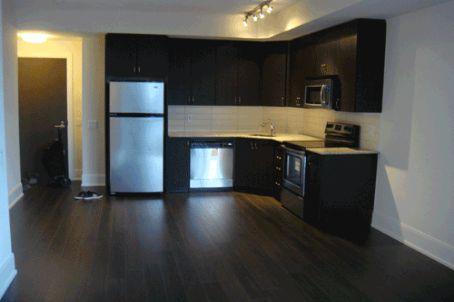 1132 - 560 Front St, Condo with 1 bedrooms, 1 bathrooms and null parking in Toronto ON | Image 2