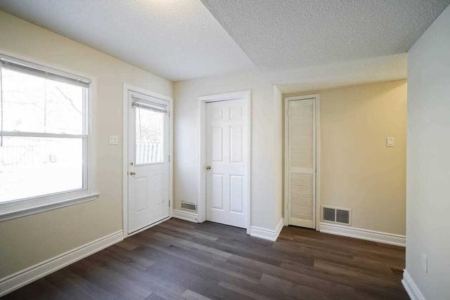 unit 65 - 333 Meadows Blvd, Townhouse with 3 bedrooms, 2 bathrooms and 2 parking in Mississauga ON | Image 7
