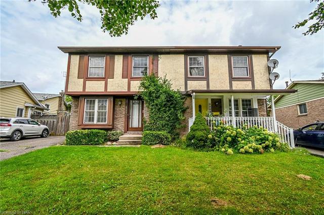 4207 Briarwood Avenue, House semidetached with 3 bedrooms, 2 bathrooms and 2 parking in Niagara Falls ON | Image 12