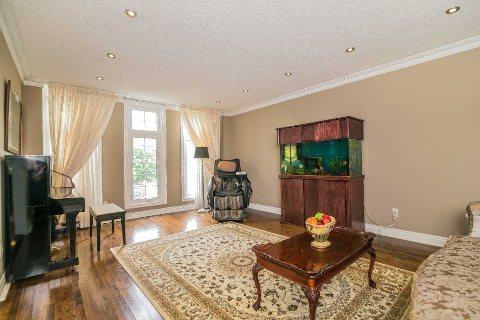 7 Boake Tr, House detached with 4 bedrooms, 4 bathrooms and 6 parking in Richmond Hill ON | Image 4
