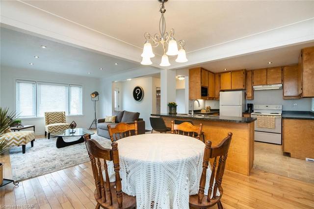 2642 Dundas Street, House detached with 3 bedrooms, 2 bathrooms and 17 parking in London ON | Image 16