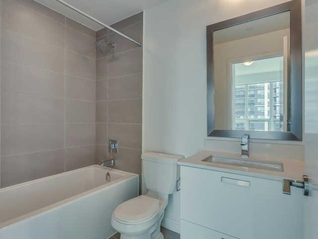 2708 - 9 Bogert Ave, Condo with 2 bedrooms, 2 bathrooms and 1 parking in Toronto ON | Image 10