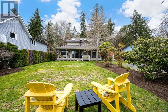 224 Spindrift Rd, House detached with 2 bedrooms, 3 bathrooms and 6 parking in Comox Valley A BC | Image 79