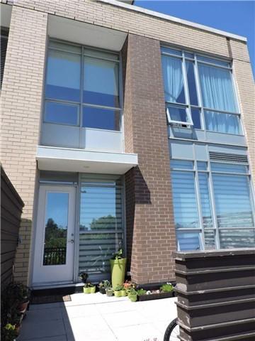 Th 12 - 33 Singer Crt, Townhouse with 2 bedrooms, 3 bathrooms and 1 parking in Toronto ON | Image 2