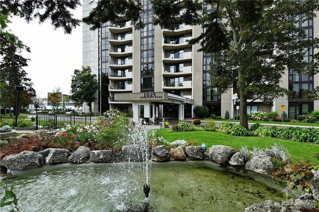 2706 - 1025 Richmond Road, Condo with 2 bedrooms, 2 bathrooms and 2 parking in Ottawa ON | Image 4