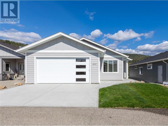 602 Nighthawk Avenue, House detached with 3 bedrooms, 2 bathrooms and 2 parking in Okanagan (Part) 1 BC | Image 3
