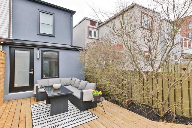 214 Wallace Ave, House semidetached with 3 bedrooms, 2 bathrooms and 1 parking in Toronto ON | Image 29