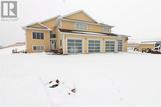 1240 Porters Hill Se, House detached with 5 bedrooms, 4 bathrooms and 5 parking in Medicine Hat AB | Card Image