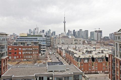 927 - 1 Shaw St, Condo with 2 bedrooms, 2 bathrooms and 1 parking in Toronto ON | Image 12
