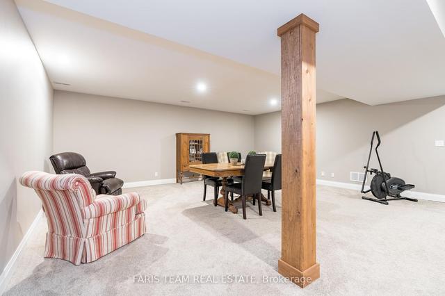 1402 Flos Road 8 E, House detached with 3 bedrooms, 4 bathrooms and 9 parking in Springwater ON | Image 15