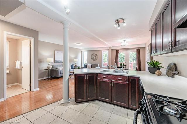 a - 696 Star Flower Avenue, House semidetached with 3 bedrooms, 3 bathrooms and 2 parking in Waterloo ON | Image 39