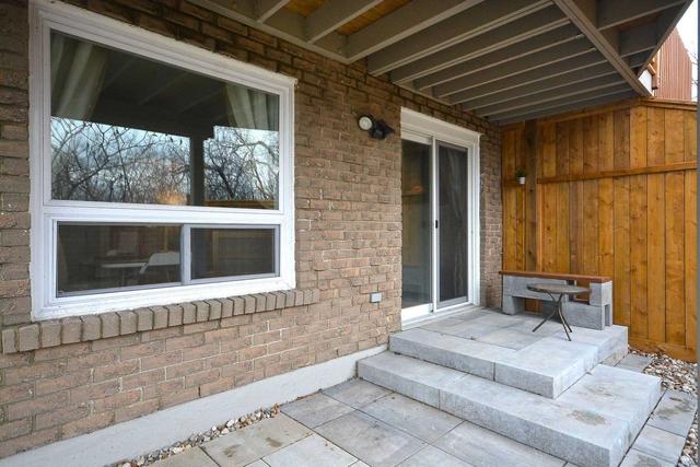 2532 Hemus Sq, House semidetached with 3 bedrooms, 3 bathrooms and 5 parking in Mississauga ON | Image 26