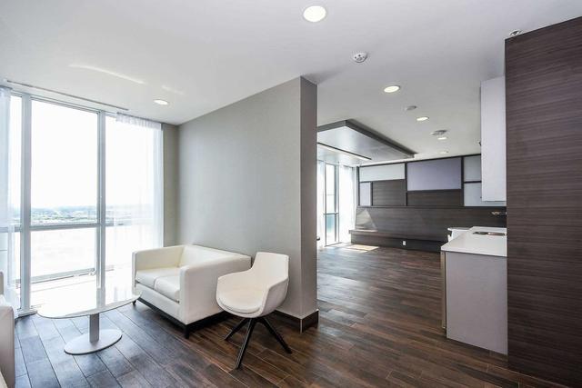 1602 - 2093 Fairview St, Condo with 2 bedrooms, 2 bathrooms and 1 parking in Burlington ON | Image 24