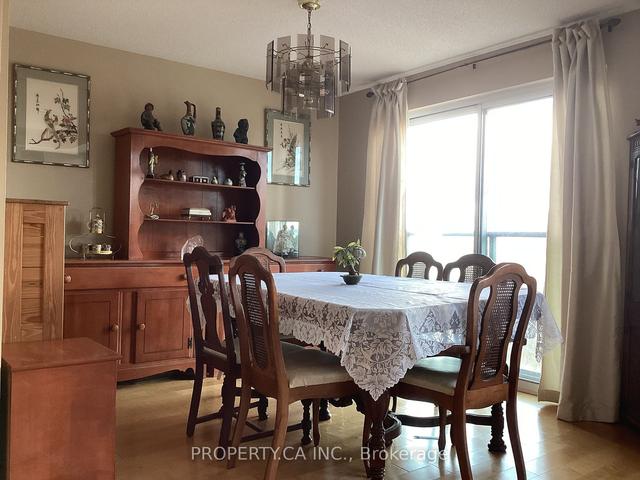 2606 - 8 Park Rd, Condo with 2 bedrooms, 2 bathrooms and 1 parking in Toronto ON | Image 8
