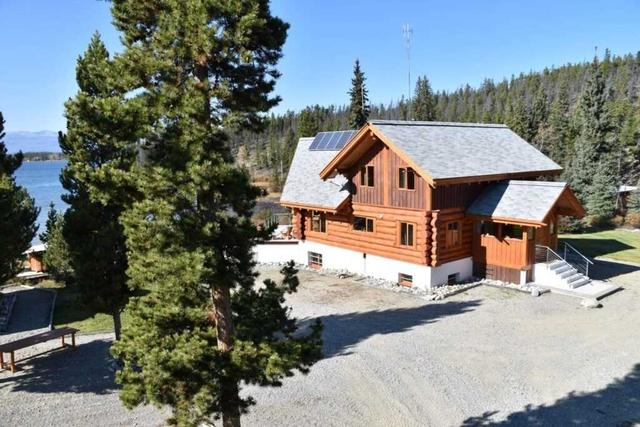 2129 Engadin Rd, House detached with 6 bedrooms, 5 bathrooms and 25 parking in Cariboo J BC | Image 12