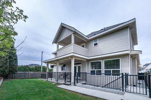 8206 154b Street, House detached with 7 bedrooms, 6 bathrooms and 6 parking in Surrey BC | Image 28