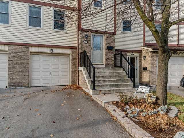 7340 Copenhagen Unit 17 Rd, Townhouse with 3 bedrooms, 2 bathrooms and 1 parking in Mississauga ON | Image 2