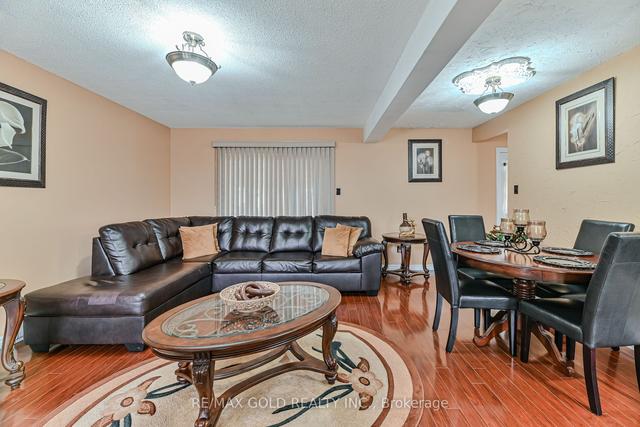 21 Hapsburg Sq, House detached with 3 bedrooms, 2 bathrooms and 4 parking in Brampton ON | Image 33
