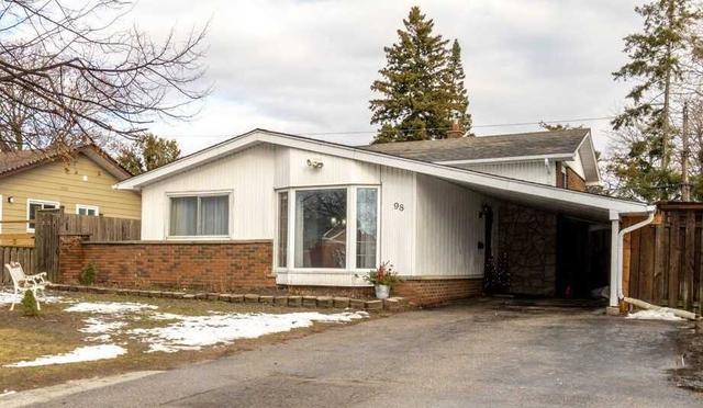 98 Clements Rd E, House detached with 3 bedrooms, 2 bathrooms and 5 parking in Ajax ON | Image 1