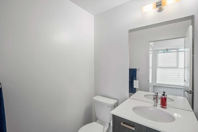 309 - 11 Lillian St, Condo with 2 bedrooms, 2 bathrooms and 1 parking in Toronto ON | Image 10