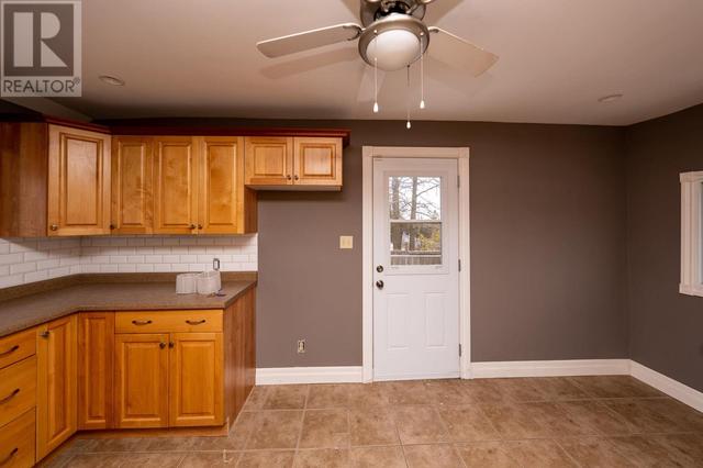 18 Rosedale Pl, House detached with 3 bedrooms, 1 bathrooms and null parking in Sault Ste. Marie ON | Image 7