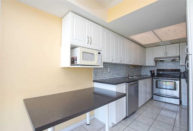 1105 - 10 Markbrook Lane, Condo with 2 bedrooms, 2 bathrooms and 1 parking in Toronto ON | Image 7
