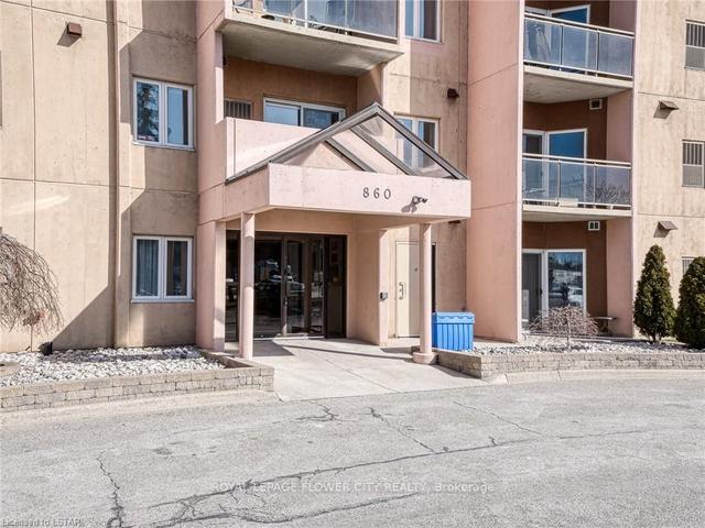 707 - 860 Commissioners Rd, Condo with 2 bedrooms, 1 bathrooms and 1 parking in London ON | Image 12