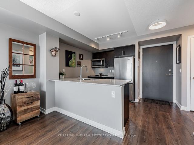 918 - 8 Trent Ave, Condo with 1 bedrooms, 1 bathrooms and 0 parking in Toronto ON | Image 13