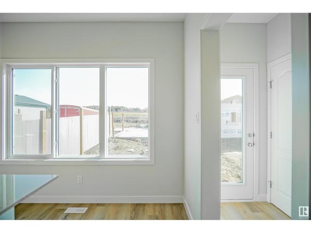 315 Sunland Wy, House detached with 3 bedrooms, 2 bathrooms and null parking in Edmonton AB | Image 12
