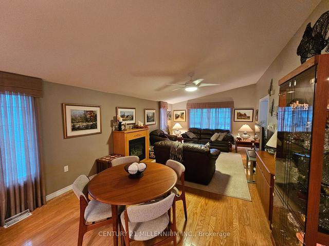 79 Pennsylvania Ave, House detached with 2 bedrooms, 2 bathrooms and 2 parking in Wasaga Beach ON | Image 13