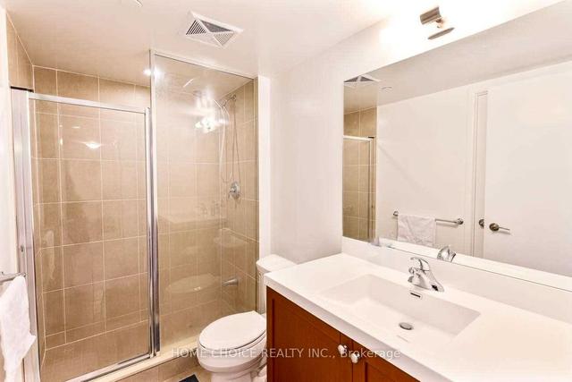 422 - 830 Lawrence Ave W, Condo with 2 bedrooms, 2 bathrooms and 1 parking in Toronto ON | Image 4