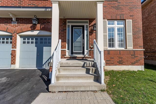 629 Wettlaufer Terr, House detached with 4 bedrooms, 4 bathrooms and 4 parking in Milton ON | Image 12