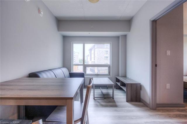 216 - 275 Larch Street, House attached with 2 bedrooms, 1 bathrooms and null parking in Waterloo ON | Image 2