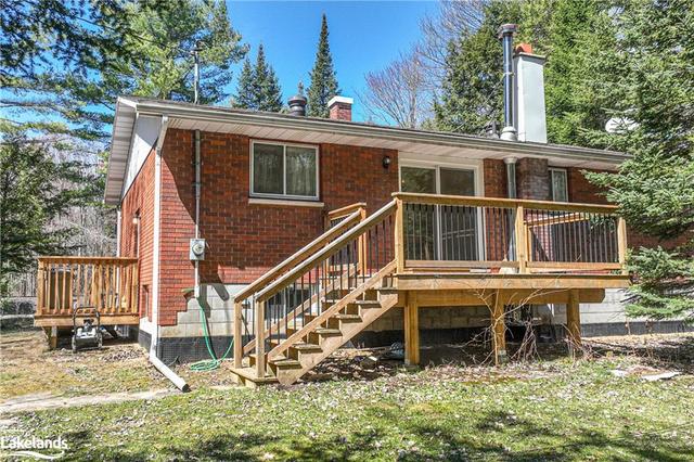 1092 Winhara Road, House detached with 2 bedrooms, 1 bathrooms and 6 parking in Gravenhurst ON | Image 27