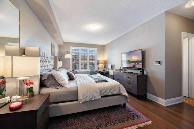 th11 - 7 Oakburn Cres, Townhouse with 3 bedrooms, 4 bathrooms and 4 parking in Toronto ON | Image 5