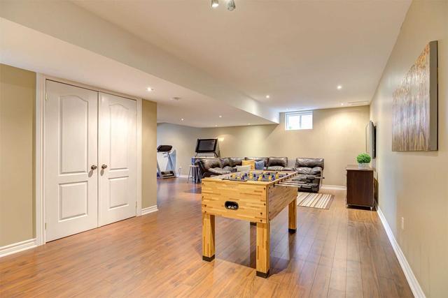 43 Erika Crt, House detached with 3 bedrooms, 3 bathrooms and 4 parking in Kitchener ON | Image 21