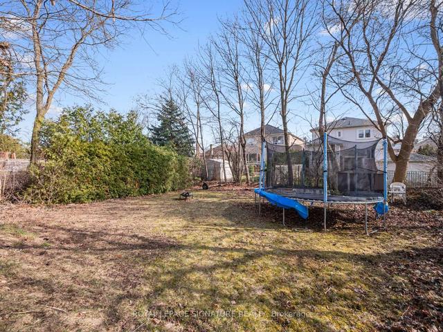 303 Bogert Ave, House detached with 4 bedrooms, 2 bathrooms and 3 parking in Toronto ON | Image 31