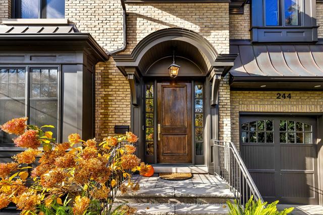 244 Yonge Blvd, House detached with 4 bedrooms, 5 bathrooms and 7 parking in Toronto ON | Image 12