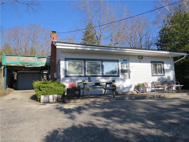 9 Lakeshore Boulevard S, House detached with 2 bedrooms, 1 bathrooms and 4 parking in South Bruce Peninsula ON | Image 45