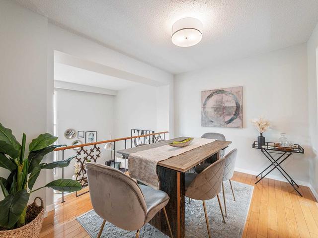 29 Sego Royalway, Townhouse with 3 bedrooms, 2 bathrooms and 2 parking in Toronto ON | Image 6
