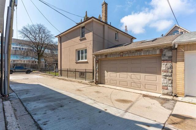 329 Lippincott St, House detached with 4 bedrooms, 4 bathrooms and 2 parking in Toronto ON | Image 22