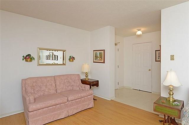 801 - 10 Malta Ave, Condo with 2 bedrooms, 2 bathrooms and 1 parking in Brampton ON | Image 5