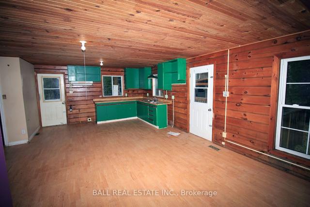 31947 Highway 28 E, House detached with 1 bedrooms, 1 bathrooms and 6 parking in Bancroft ON | Image 2