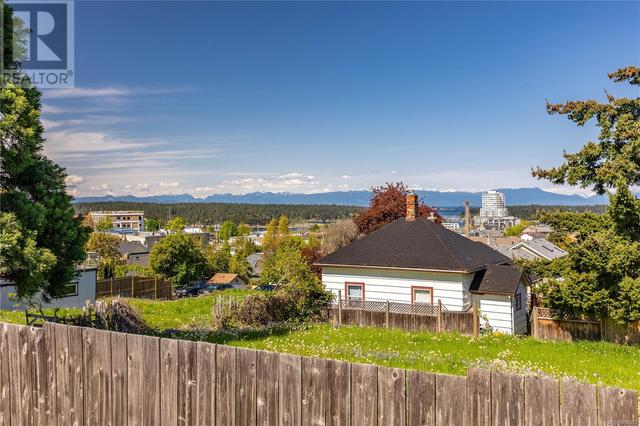 798 Franklyn St, House detached with 2 bedrooms, 1 bathrooms and 2 parking in Nanaimo BC | Image 10