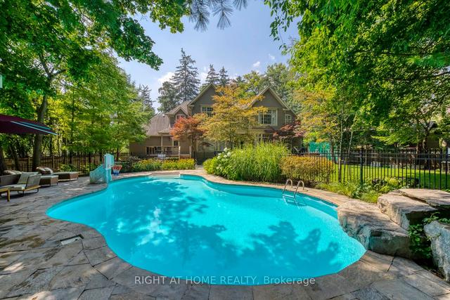 133 Gloucester Ave, House detached with 4 bedrooms, 7 bathrooms and 7 parking in Oakville ON | Image 11