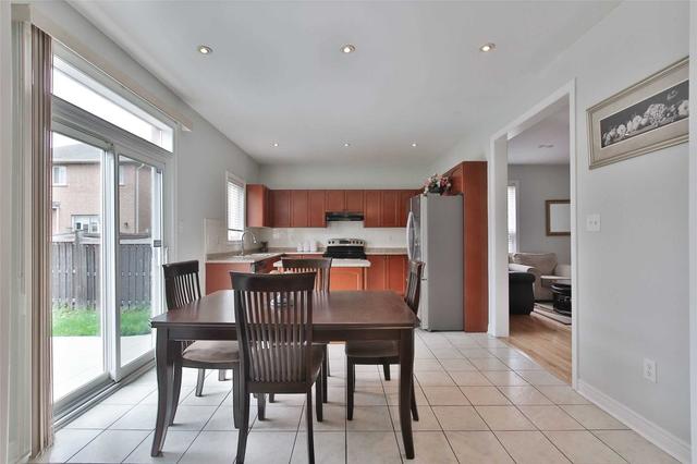 51 Hadfield Circ, House detached with 4 bedrooms, 5 bathrooms and 4 parking in Brampton ON | Image 13