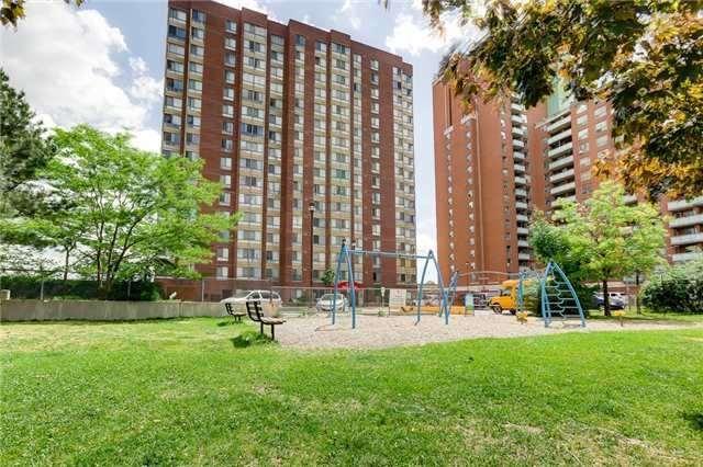 1002 - 2470 Eglinton Ave, Condo with 2 bedrooms, 2 bathrooms and 1 parking in Toronto ON | Image 1