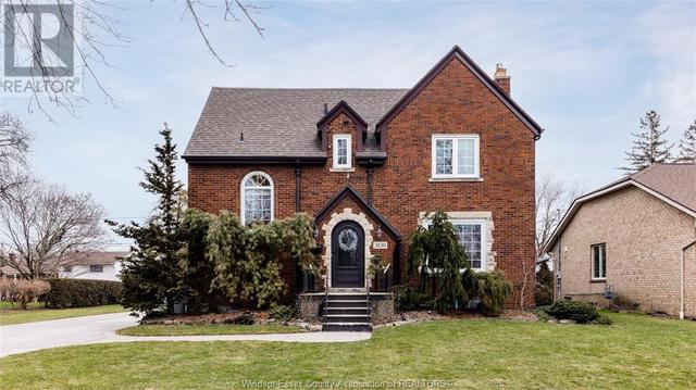 3130 California, House detached with 3 bedrooms, 1 bathrooms and null parking in Windsor ON | Image 3